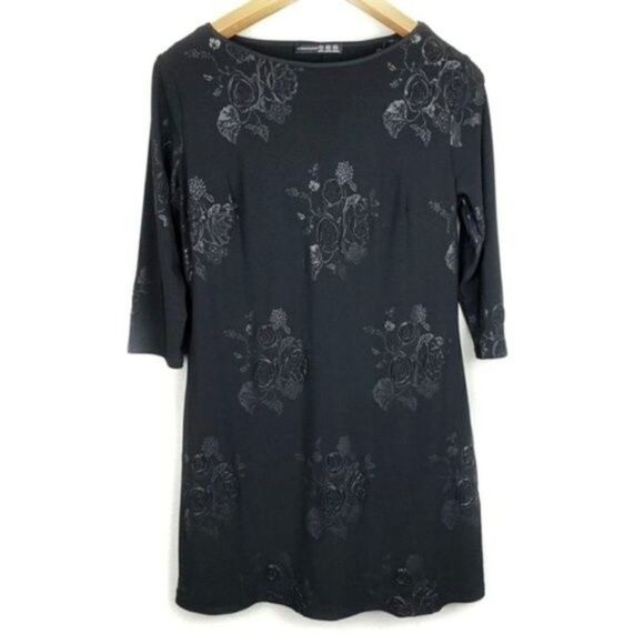 Atmosphere Dresses & Skirts - Atmosphere black engraved flowers three-quarter sleeves dress